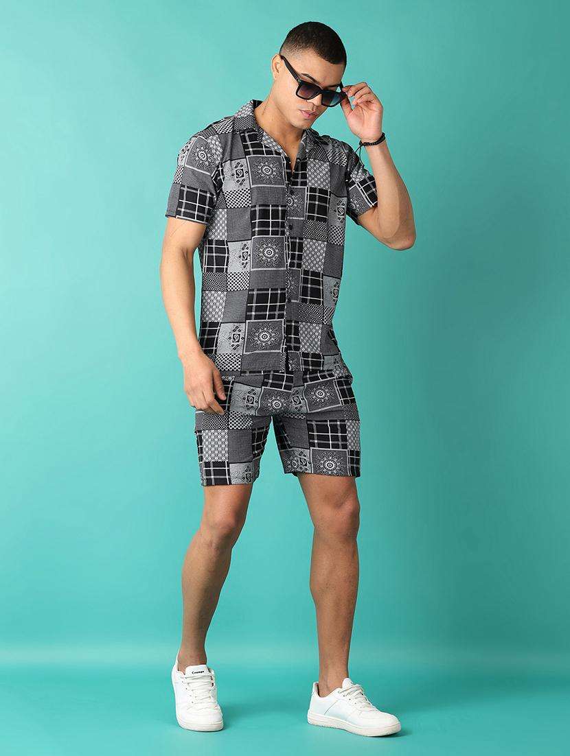 men printed short sleeve casual shirt - 21539467 -  Standard Image - 4