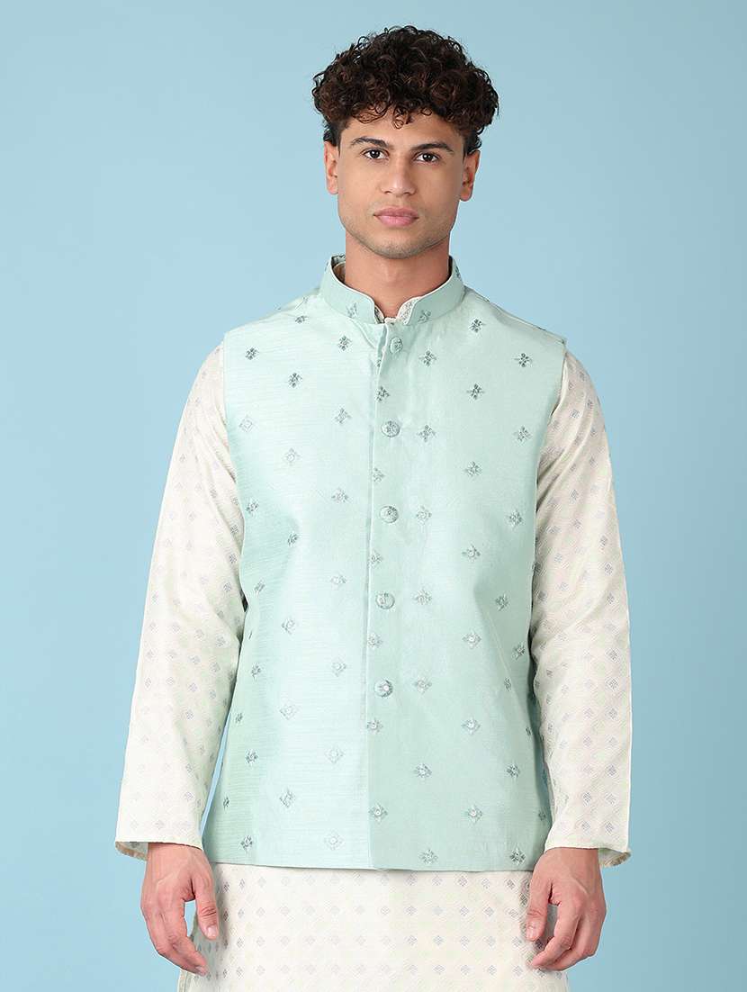 men embroidered mandarian neck nehru jacket