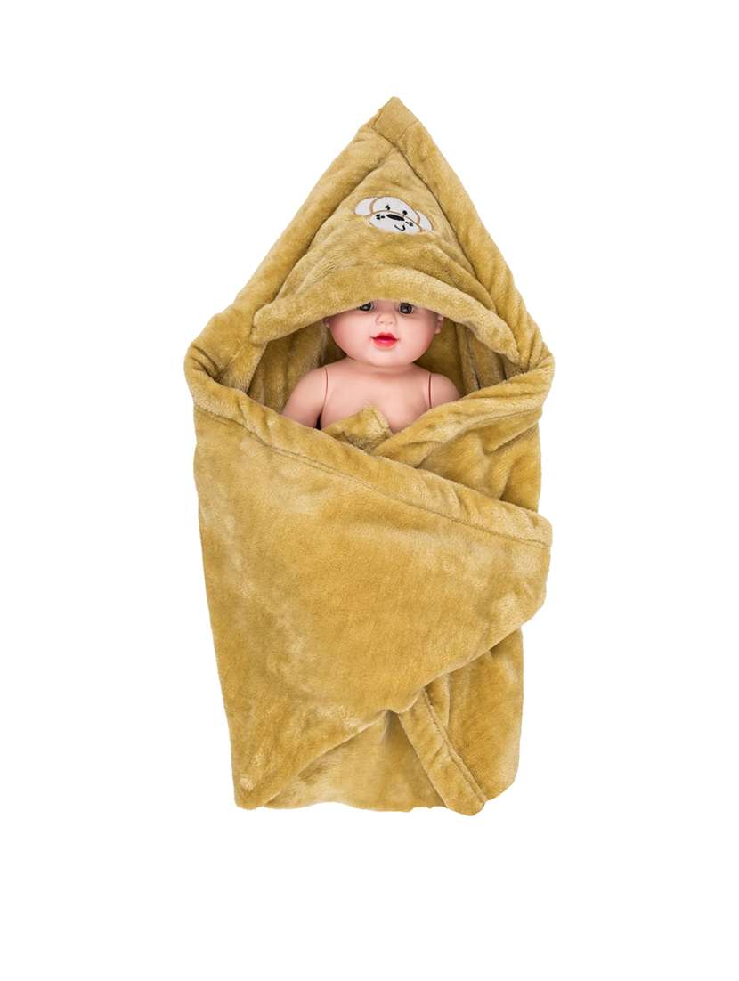 newborn baby swaddle blanket - 21543523 -  Standard Image - 1