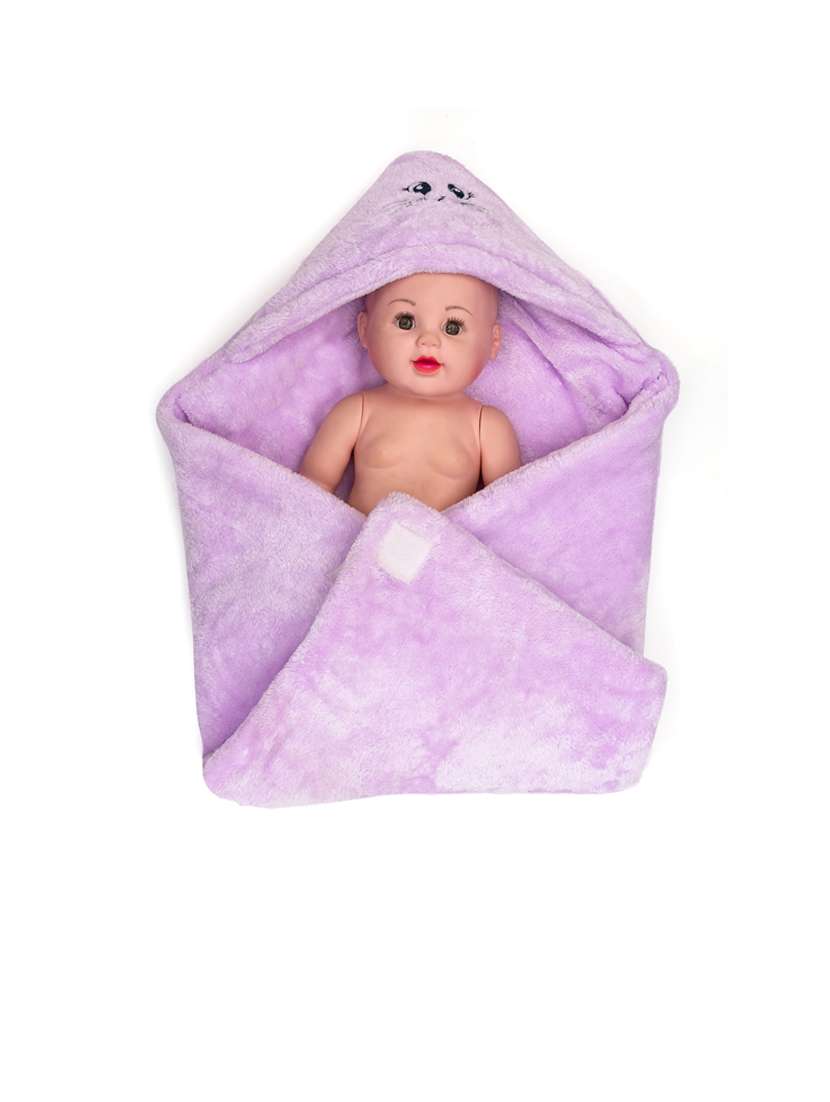 newborn baby swaddle blanket - 21543540 -  Standard Image - 1