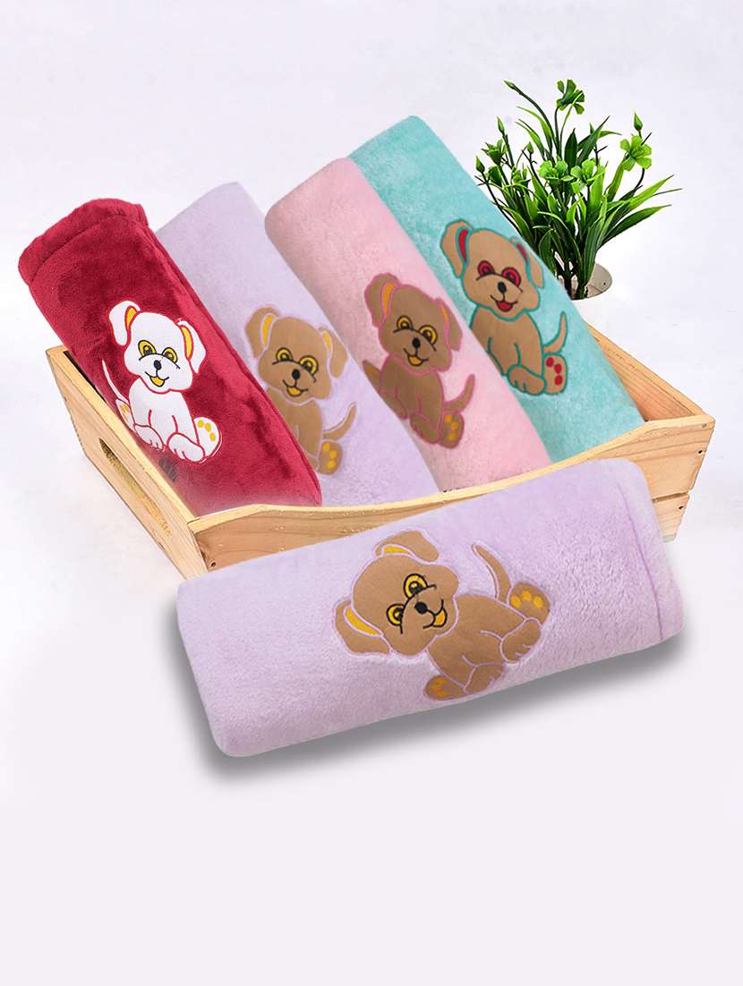 newborn baby swaddle blanket - 21543595 -  Standard Image - 1