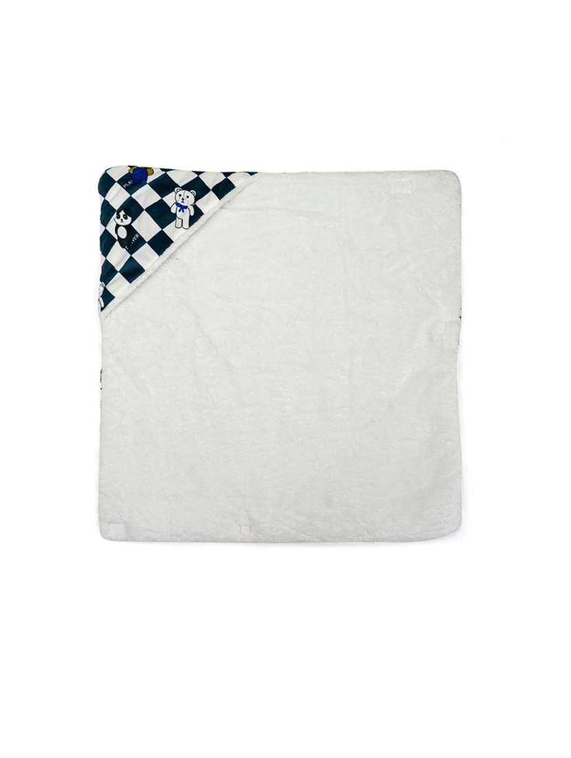 newborn baby swaddle blanket - 21543602 -  Standard Image - 4