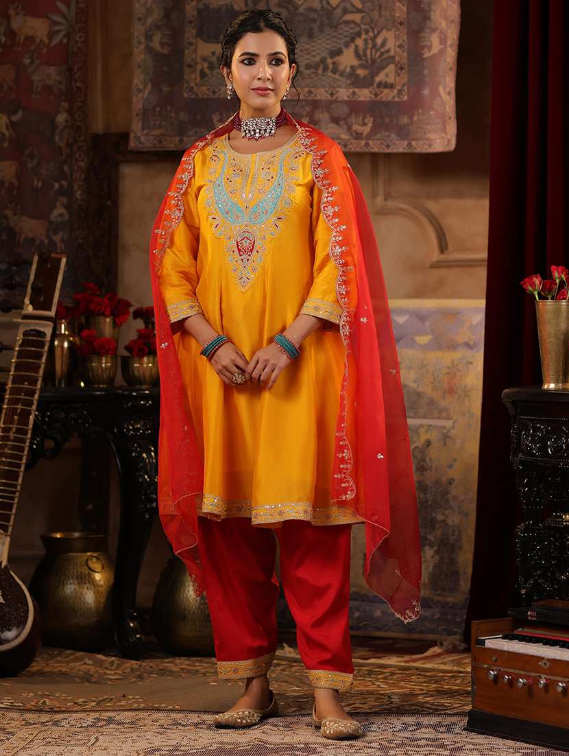 women embroidered kurta salwar with dupatta suit set