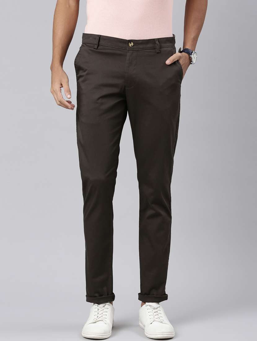 men mid rise solid chinos 