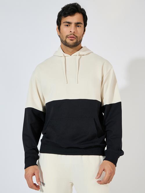 men color blocked hoocded sweatshirt - 21544809 - Standard Image - 0