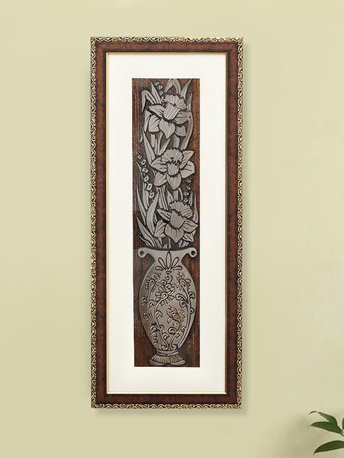 antique flower egyptian painting | golden and brown design - 21547450 -  Standard Image - 0