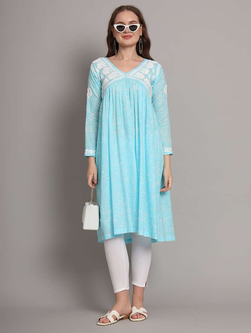 women embroidered v neck a-line kurta
