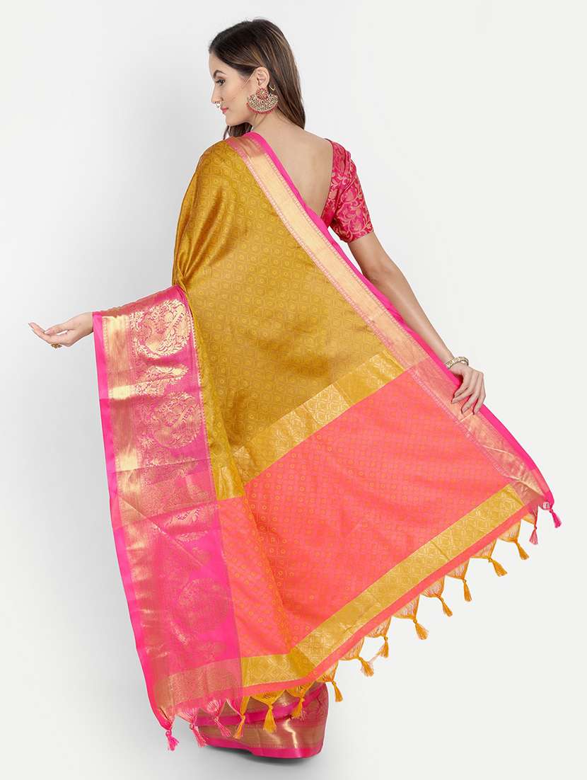 women self-designed bordered saree - 21549697 - Standard Image - 1