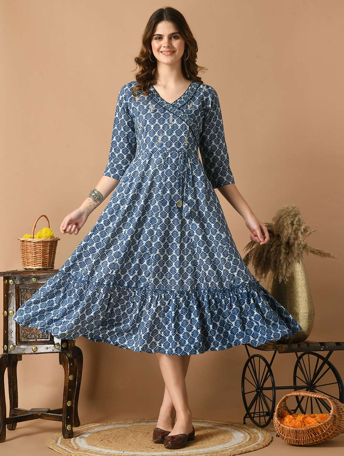 women blue printed anarkali kurta