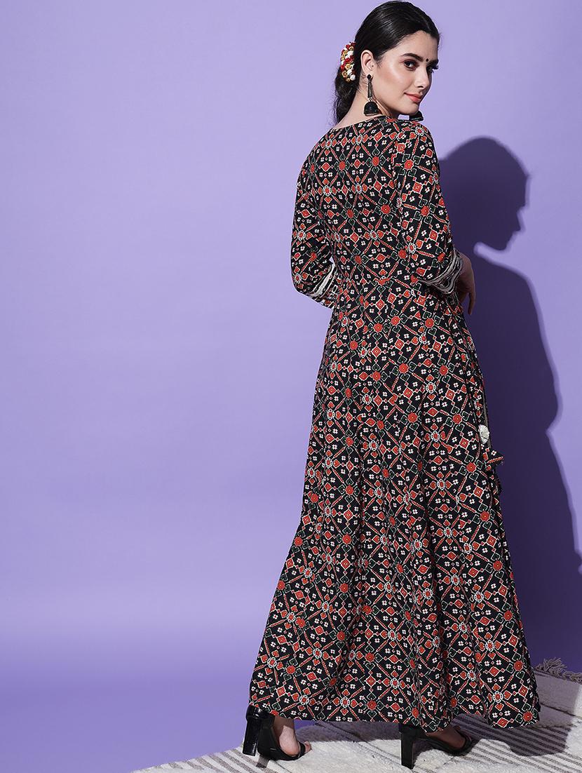women black printed anarkali kurta - 21549935 - Standard Image - 4