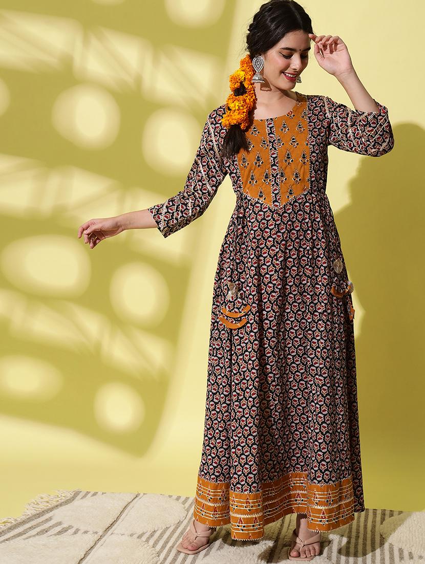 women black floral printed anarkali kurta - 21549949 -  Zoom Image - 0
