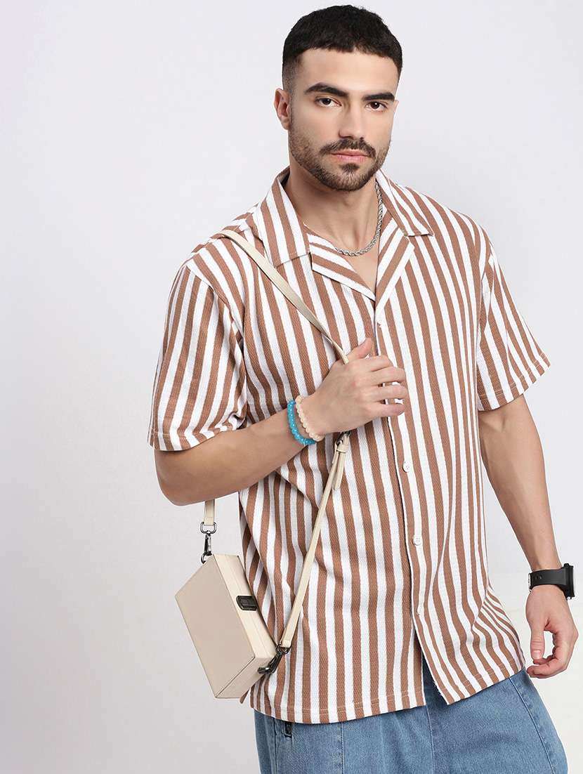 men vertical striped short sleeve casual shirt - 21550059 -  Standard Image - 1