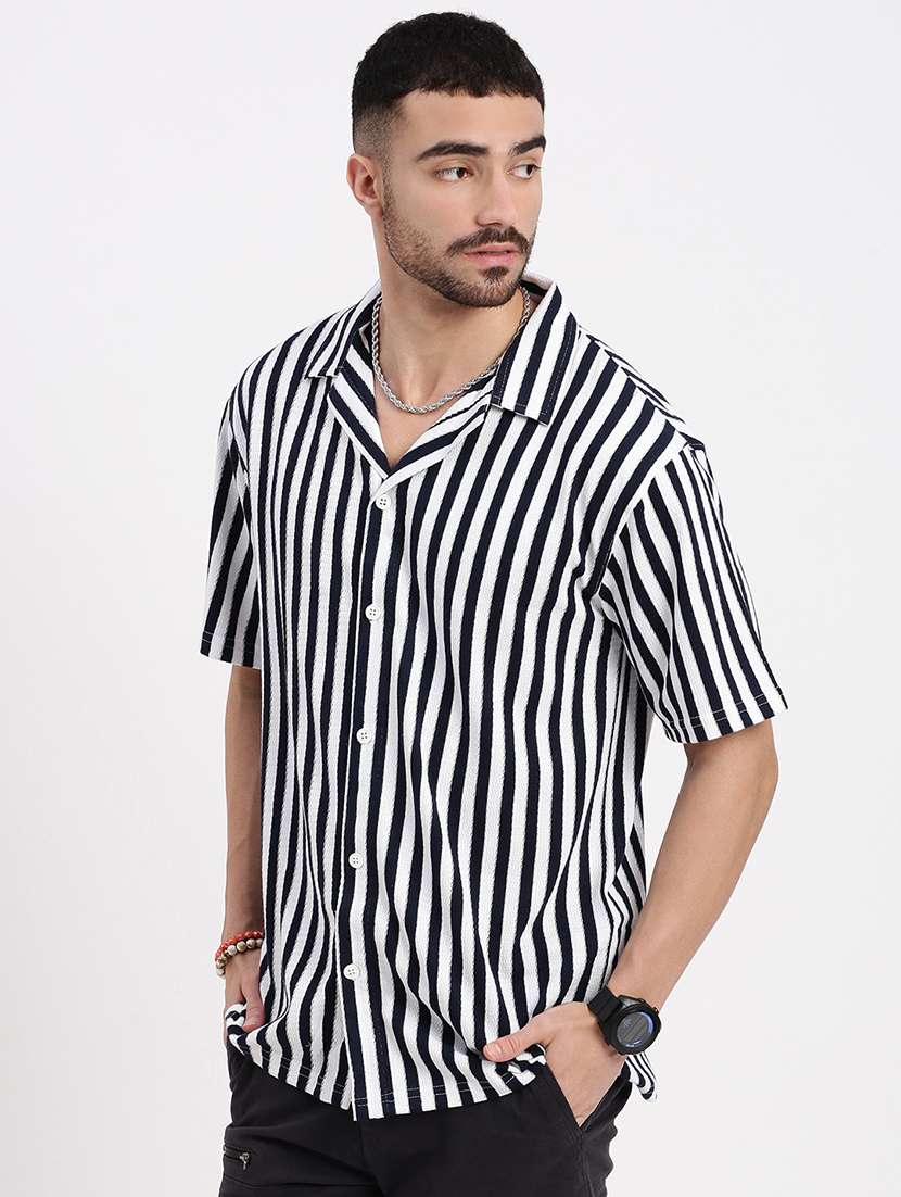 men vertical striped short sleeve casual shirt - 21550062 -  Standard Image - 1