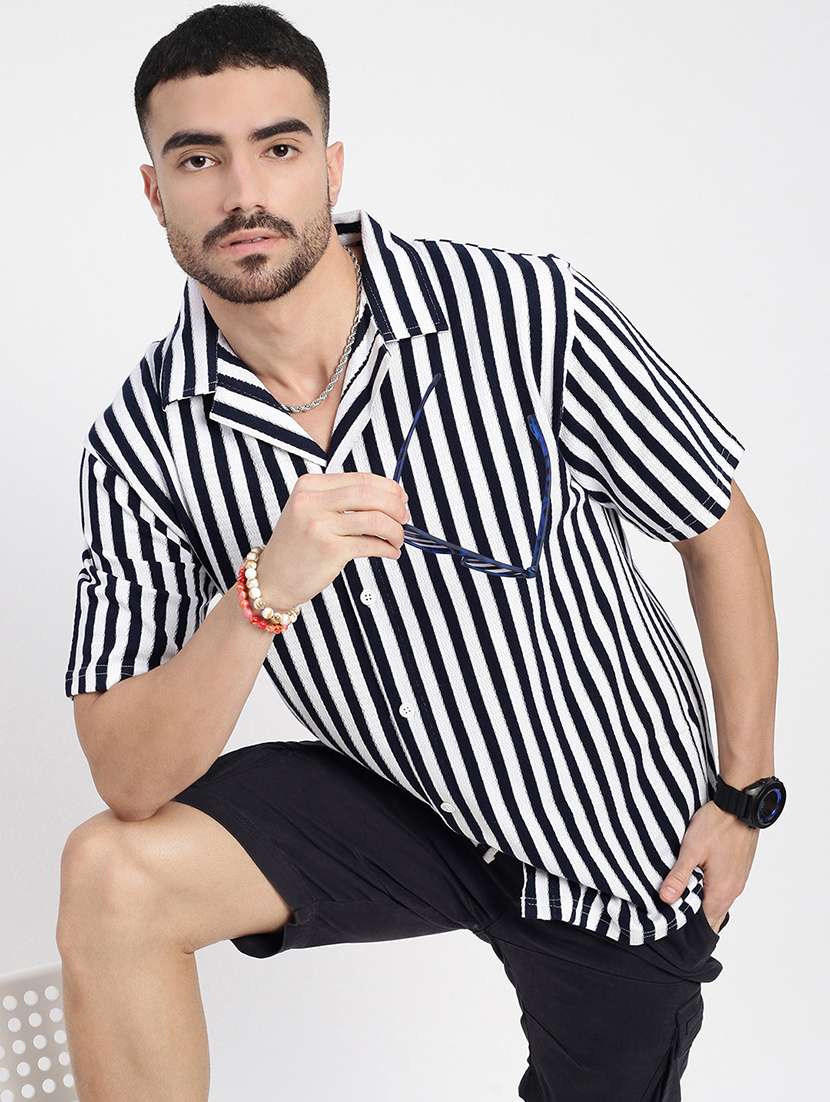 men vertical striped short sleeve casual shirt - 21550062 -  Standard Image - 4