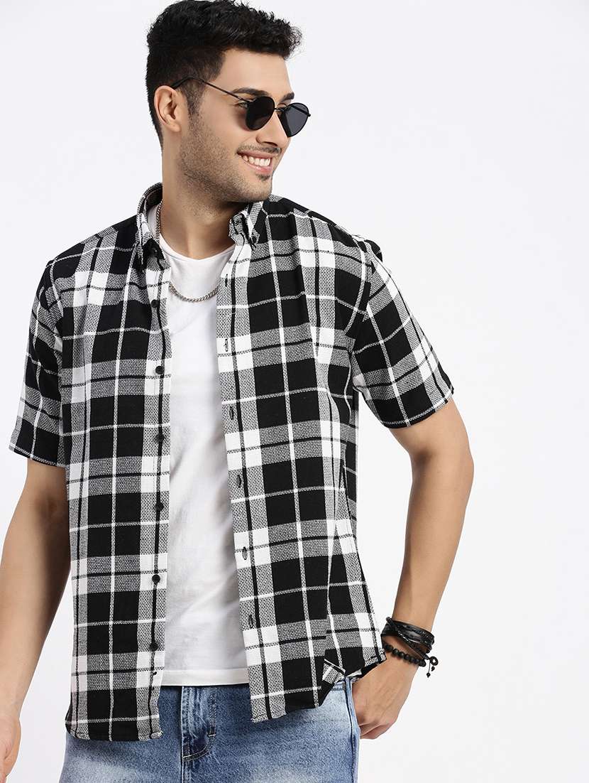 men checkered short sleeve casual shirt - 21550145 -  Standard Image - 1