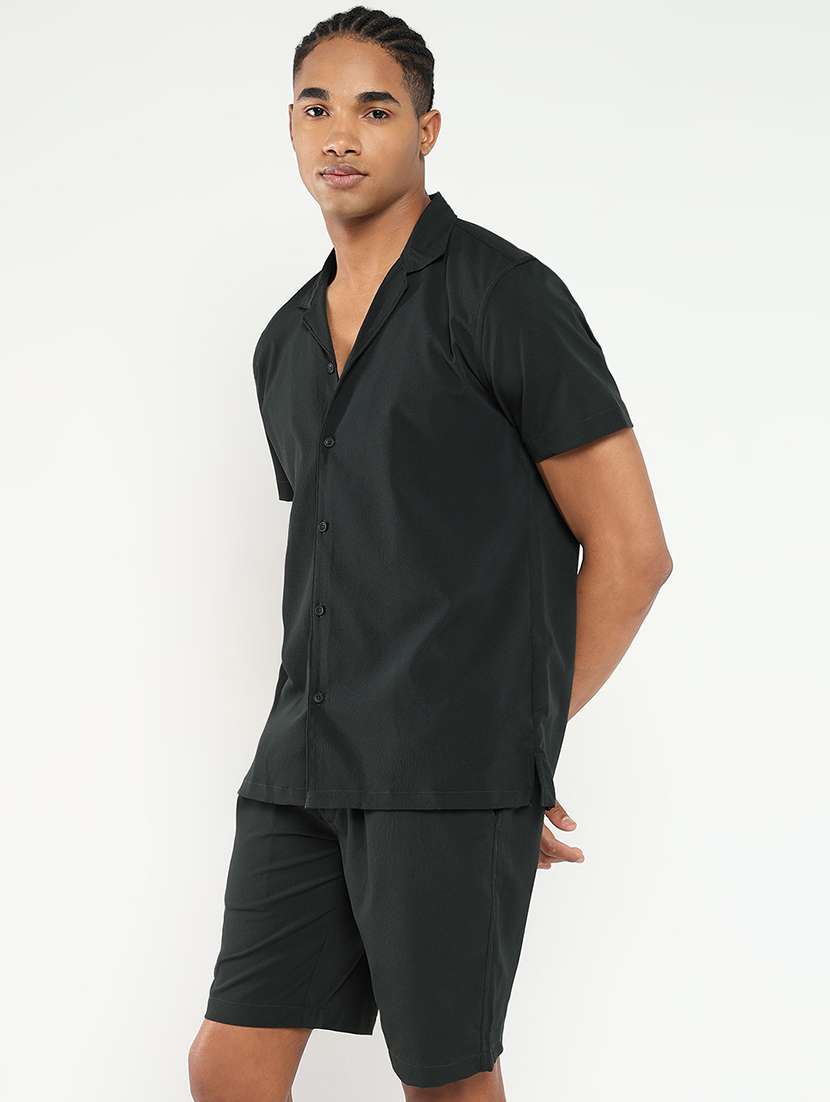 men solid shirt and short co-ord set - 21550162 - Standard Image - 1