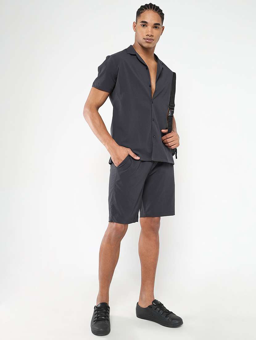 men solid shirt and short co-ord set - 21550164 - Standard Image - 4