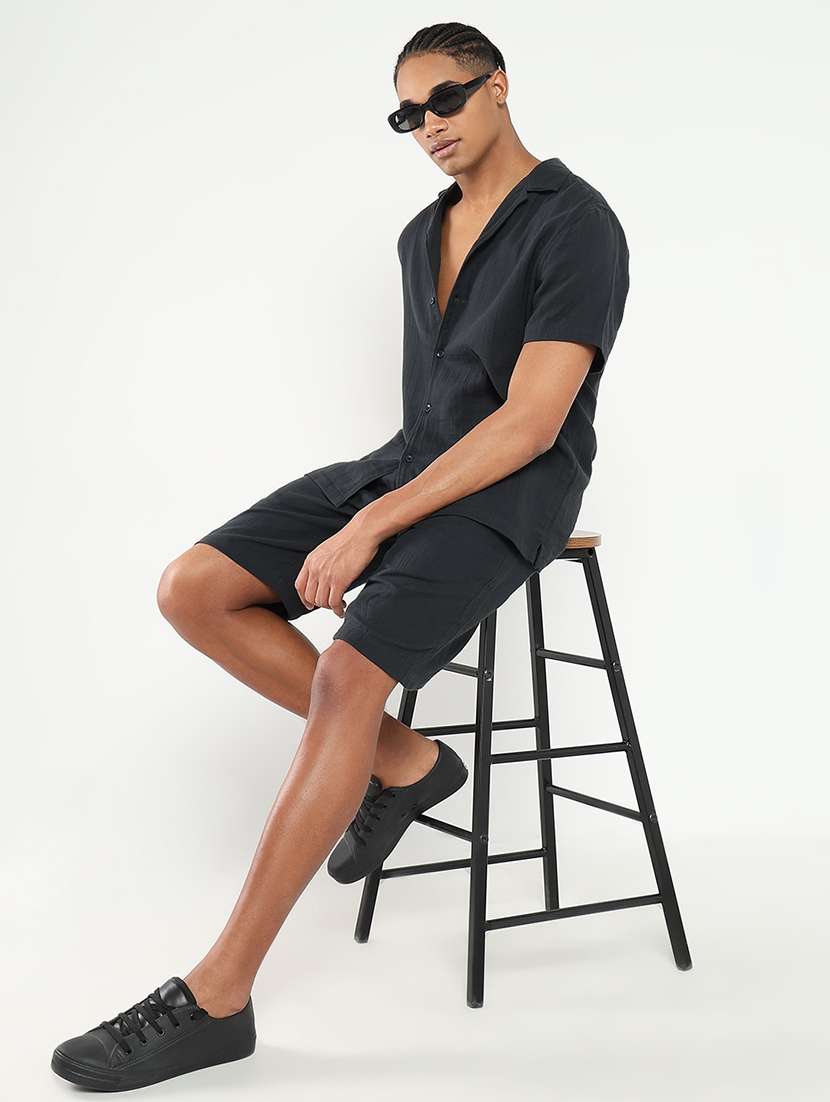 men solid shirt and short co-ord set - 21550175 - Standard Image - 4