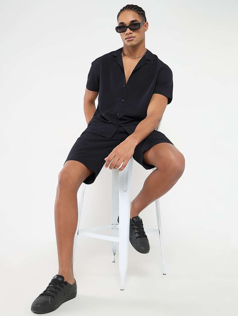 men solid shirt and short co-ord set - 21550176 -  Standard Image - 4