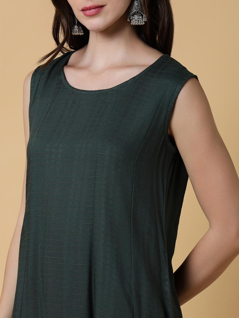 women round neck a-line kurta with embroidered jacket - 21550243 - Standard Image - 6