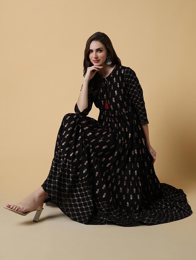 women printed three quater sleeve tiered kurta - 21550247 - Standard Image - 4