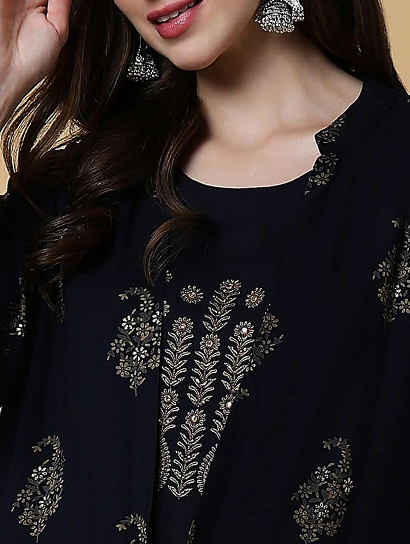 women round neck a-line kurta with printed jacket - 21550251 - Standard Image - 6