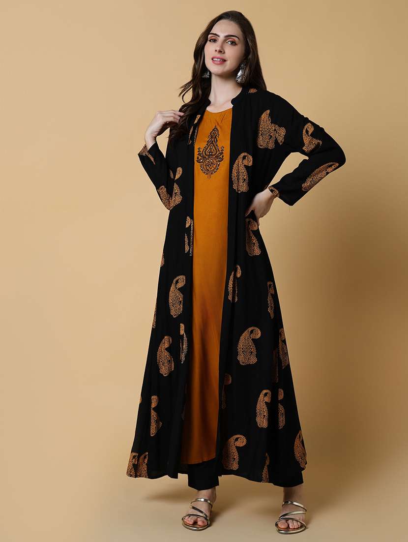 women round neck a-line kurta with printed jacket 