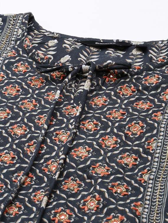 women printed tie-up neck kurta pant set - 21550288 -  Standard Image - 6