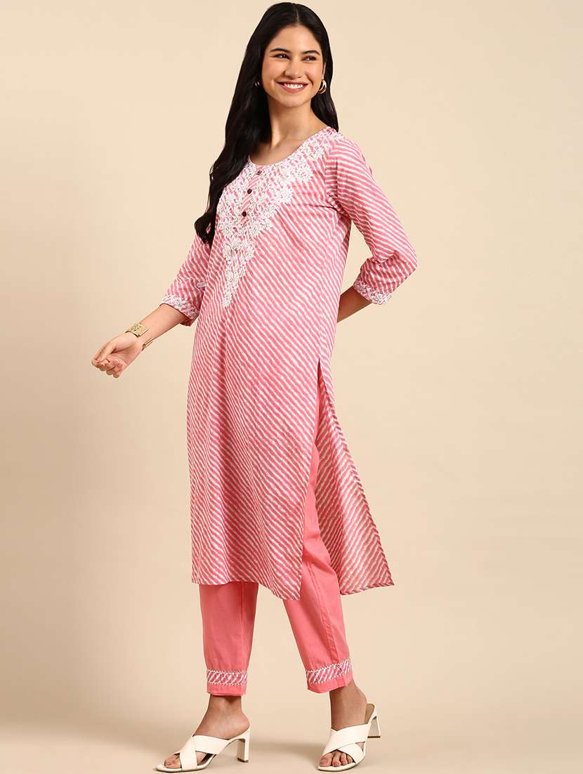women three quarter sleeve kurta pant with dupatta set - 21550299 -  Standard Image - 1