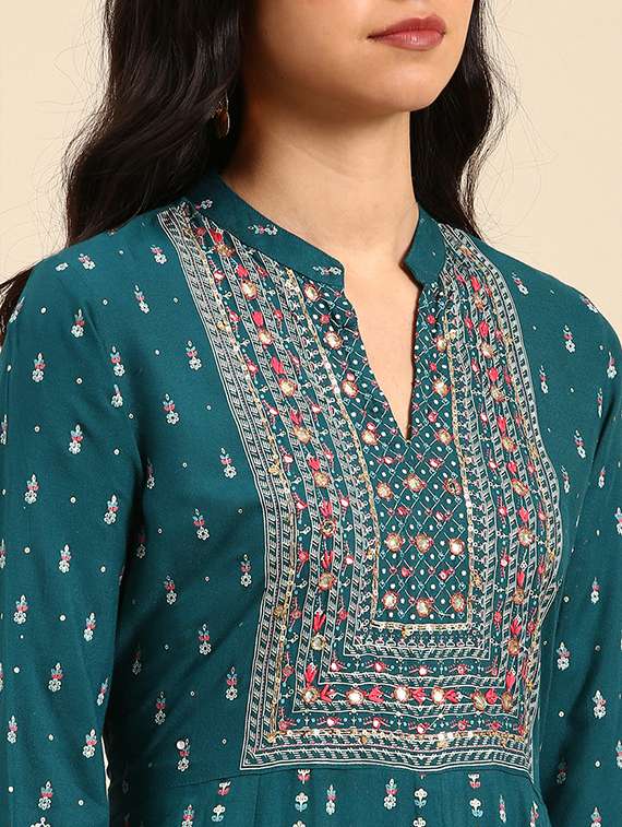 women three quarter sleeve kurta pant with dupatta set - 21550313 -  Standard Image - 4