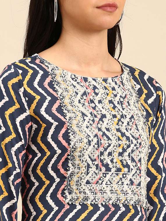 women chevron printed kurta pant with dupatta set - 21550335 -  Standard Image - 4