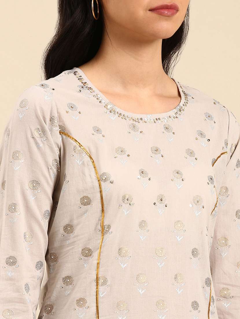 women floral printed kurta sharara with dupatta set - 21550344 -  Standard Image - 4