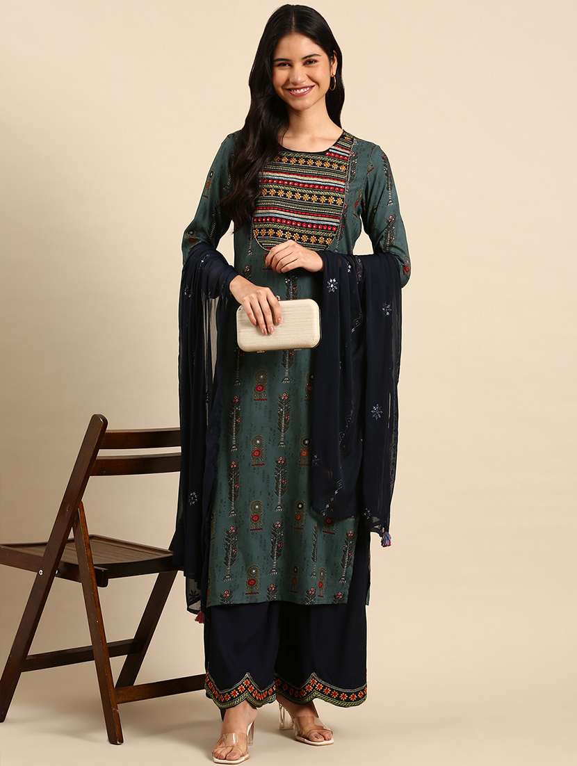 women embroidered kurta palazzo with dupatta set