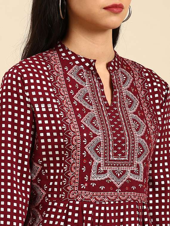 women three quarter sleeve kurta pant with dupatta set - 21550390 -  Standard Image - 4