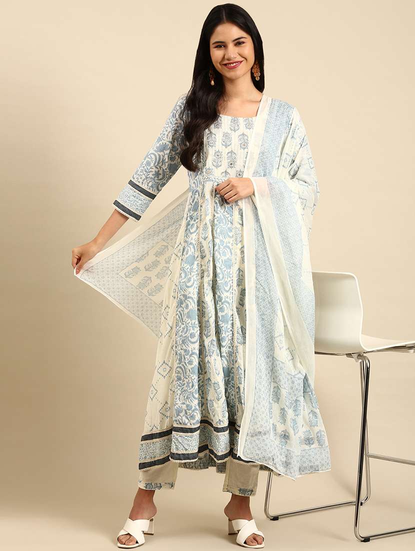 women floral kurta pant set with dupatta