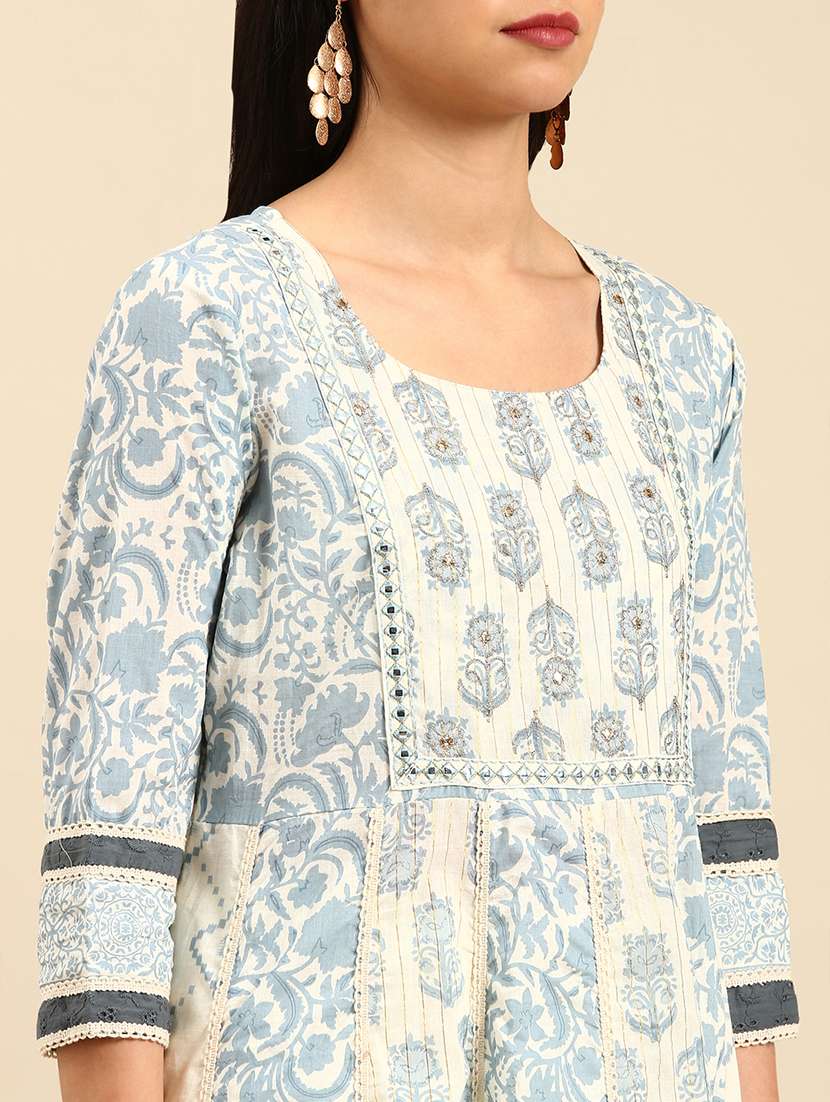 women floral kurta pant set with dupatta - 21550396 -  Standard Image - 4