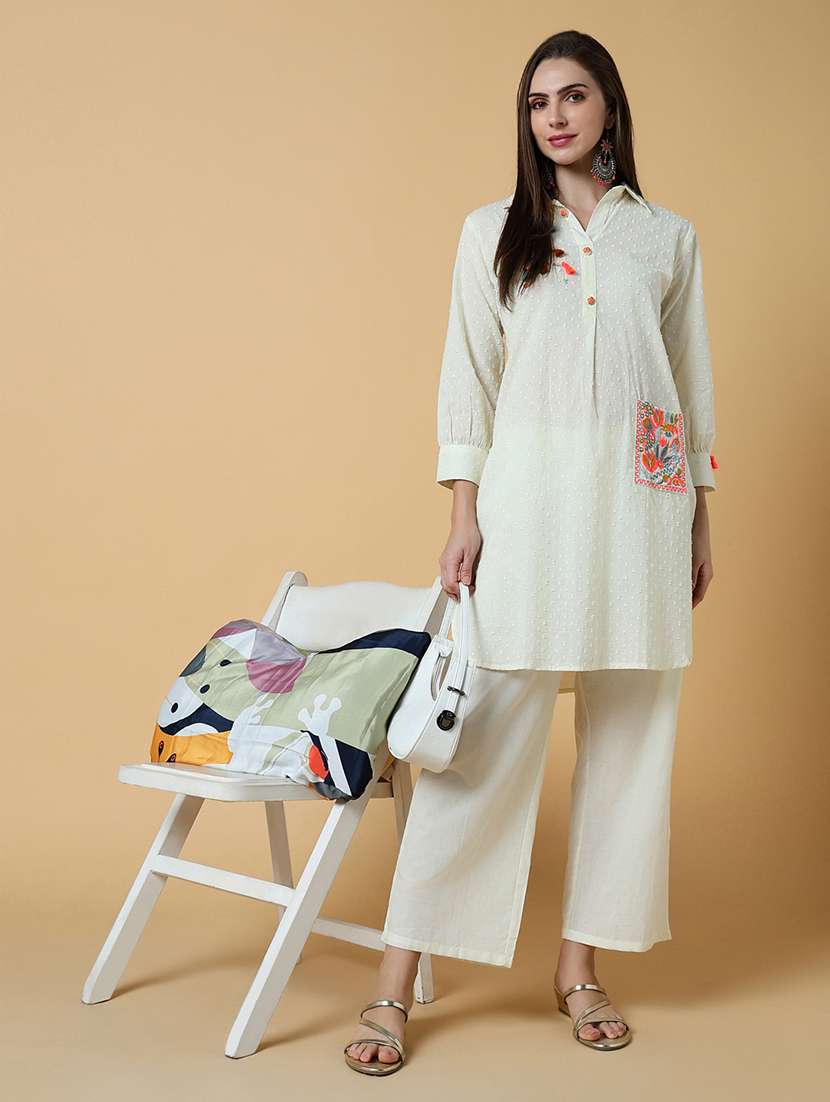 women off white embroidered kurta pant set - 21550405 -  Standard Image - 4
