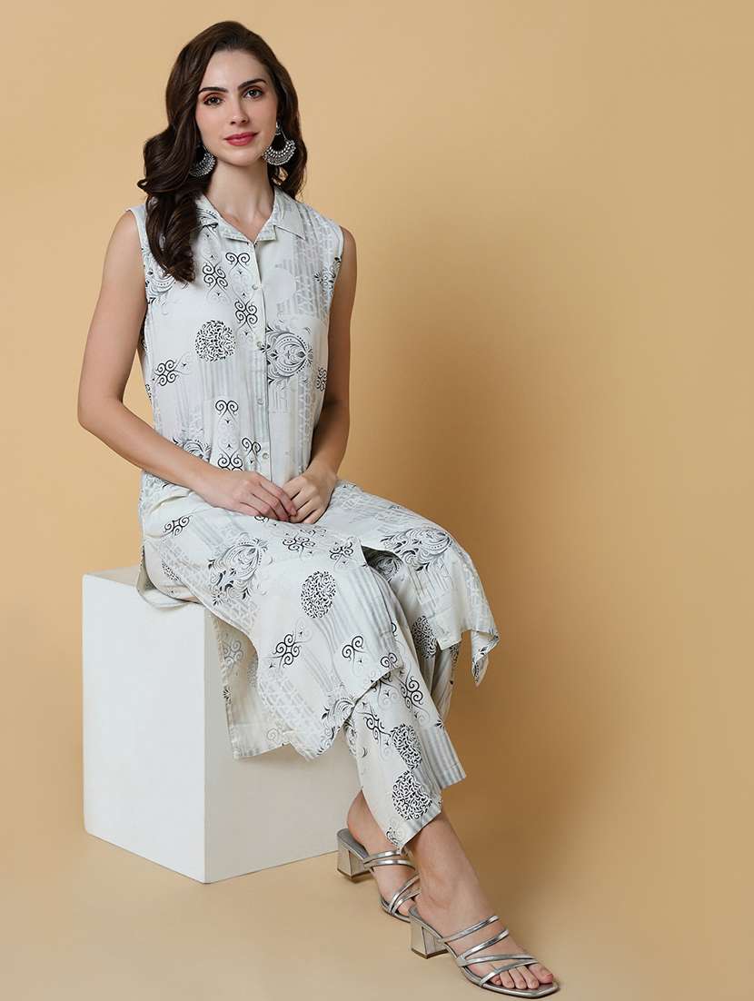 women printed sleeveless kurta pant set - 21550429 -  Standard Image - 4