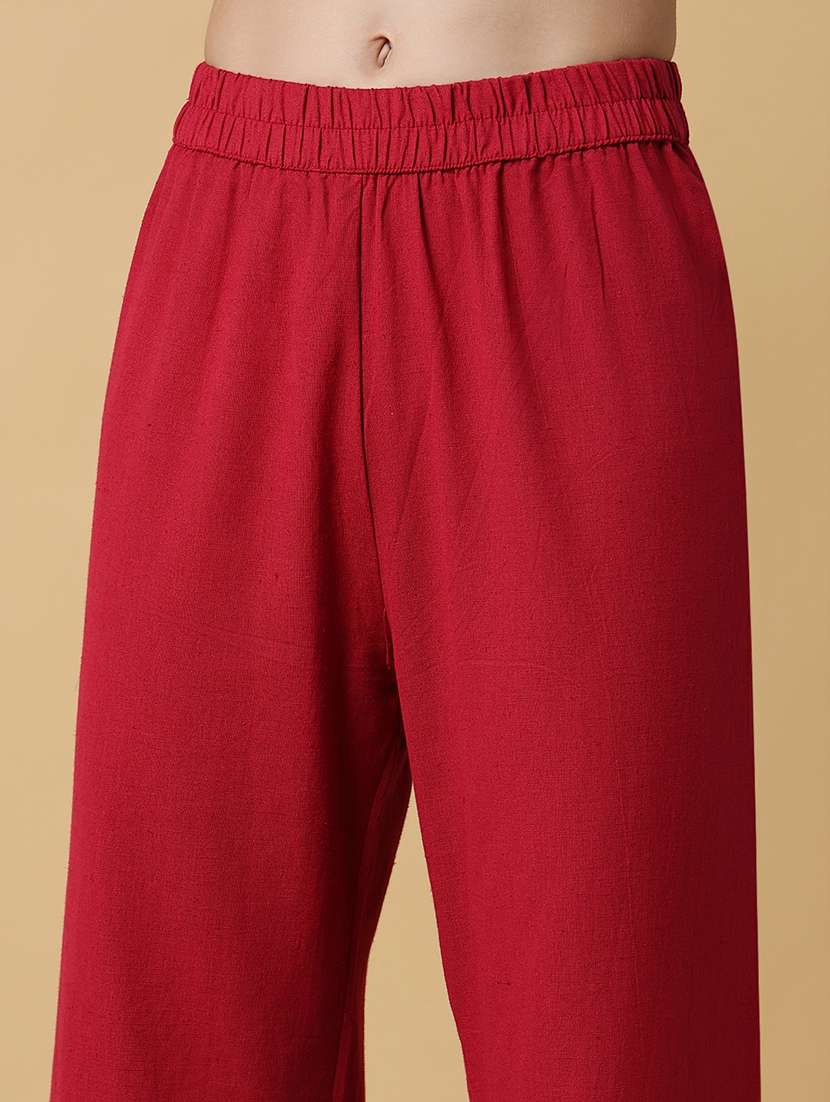 Women Red Solid Kurta Pant Set - 21550431 -  Standard Image - 6