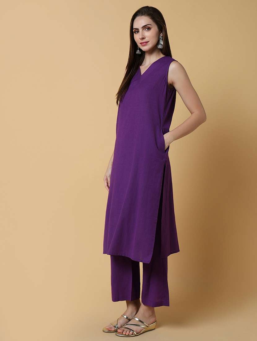 Women Purple Solid V-neck Kurta Pant Set - 21550432 -  Standard Image - 1