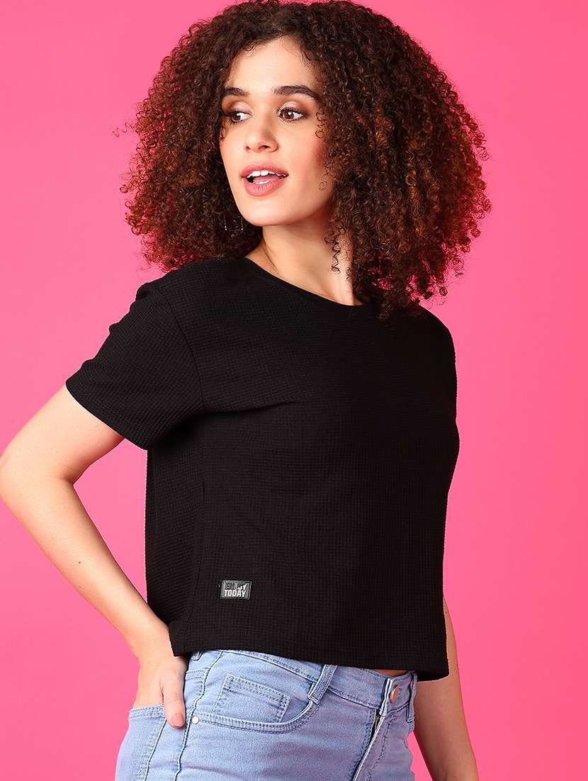 women round neck plain crop t-shirt - 21550522 -  Standard Image - 1