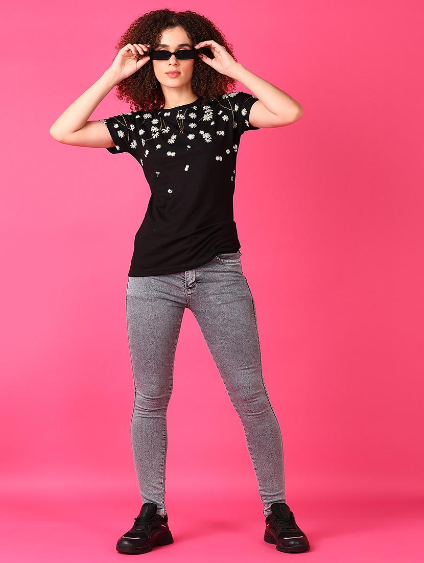 women round neck front print t-shirt - 21550597 - Standard Image - 4