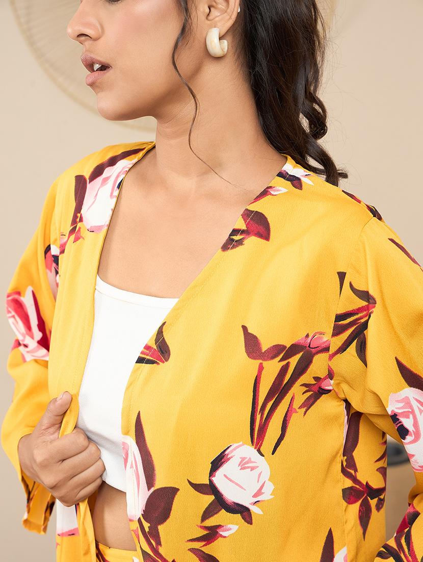 women floral printed shrug and shorts co-ord set - 21551913 - Standard Image - 4