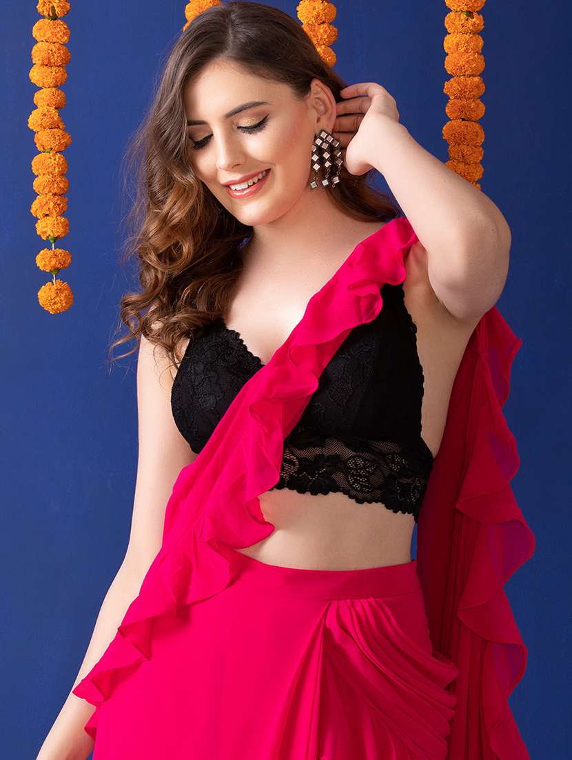 women black lace bralette