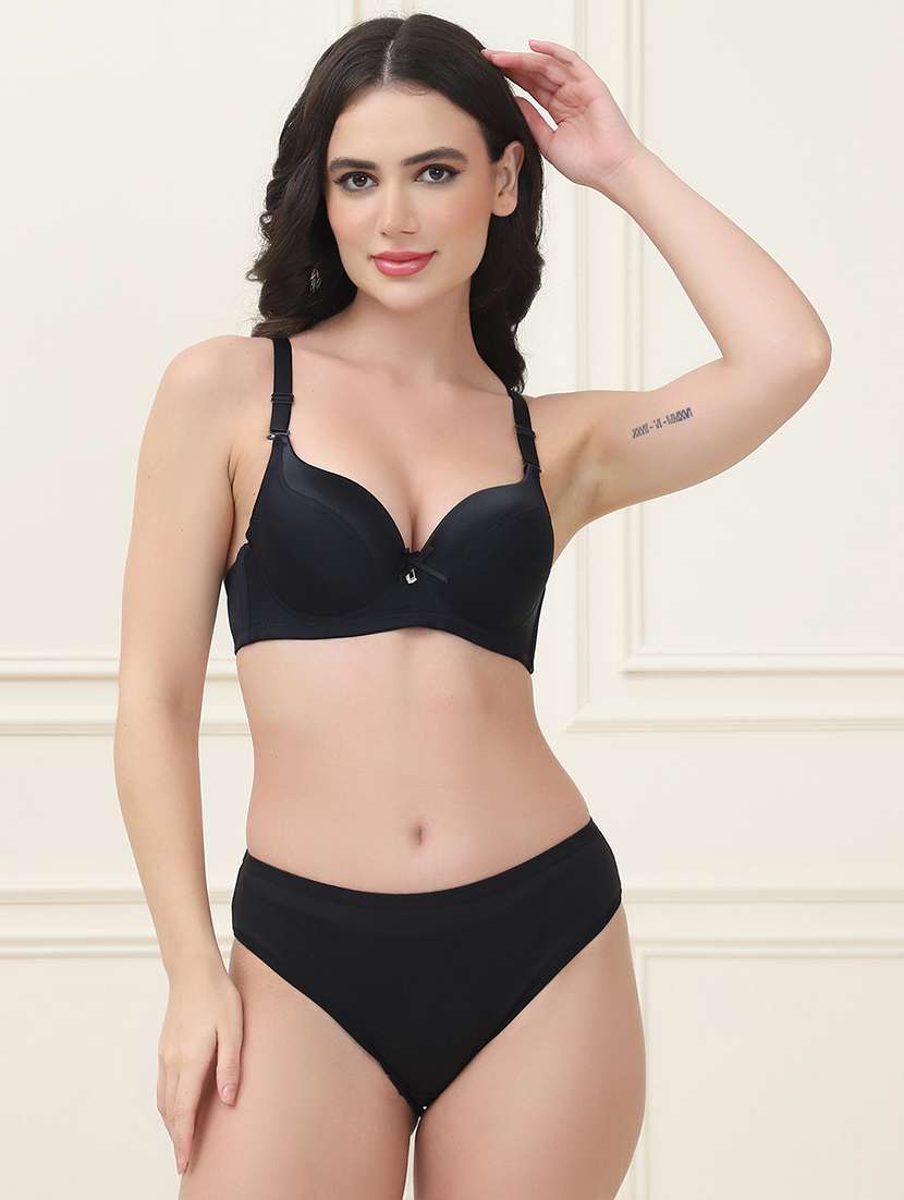 women solid bra and panty set