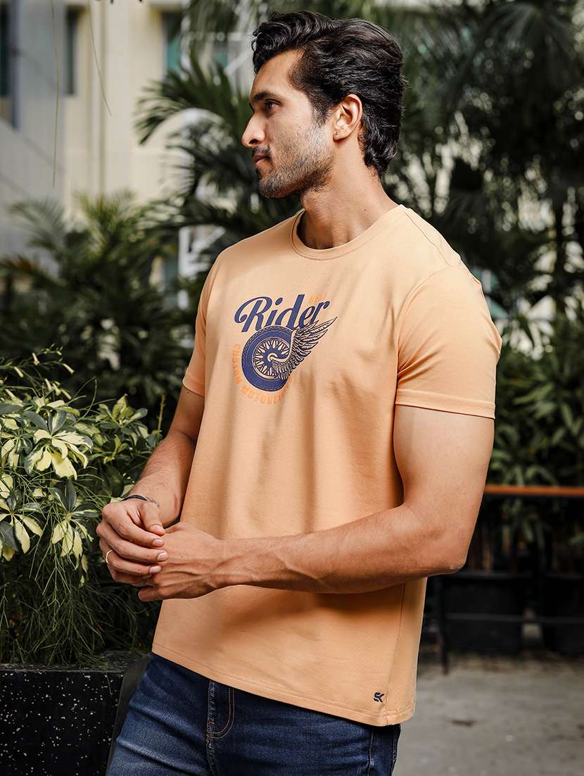 men chest print round neck t-shirt - 21553856 -  Standard Image - 1