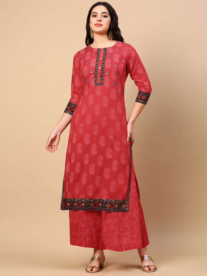 women paisley printed kurta palazzo set
