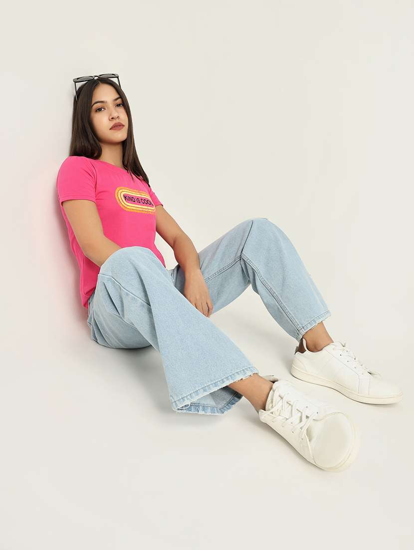 women front print round neck t-shirt - 21554003 -  Standard Image - 4