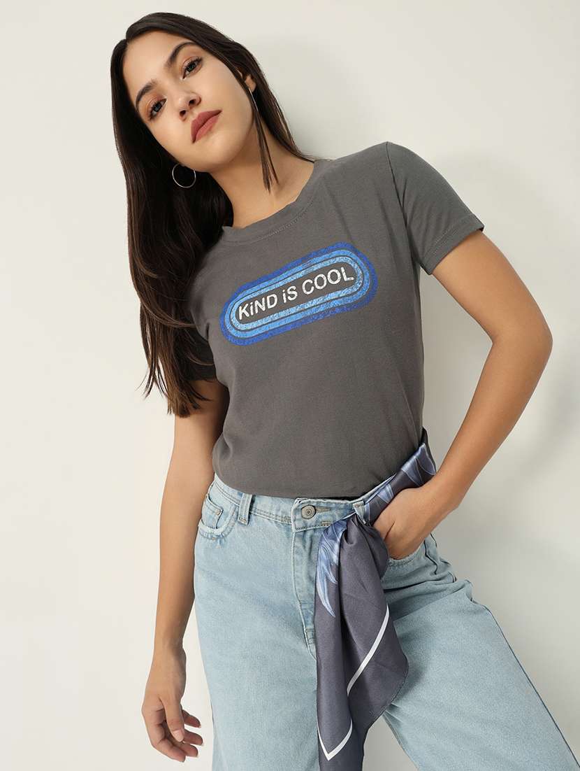Women Round Neck Typography Regular T-shirt - 21554018 -  Standard Image - 1