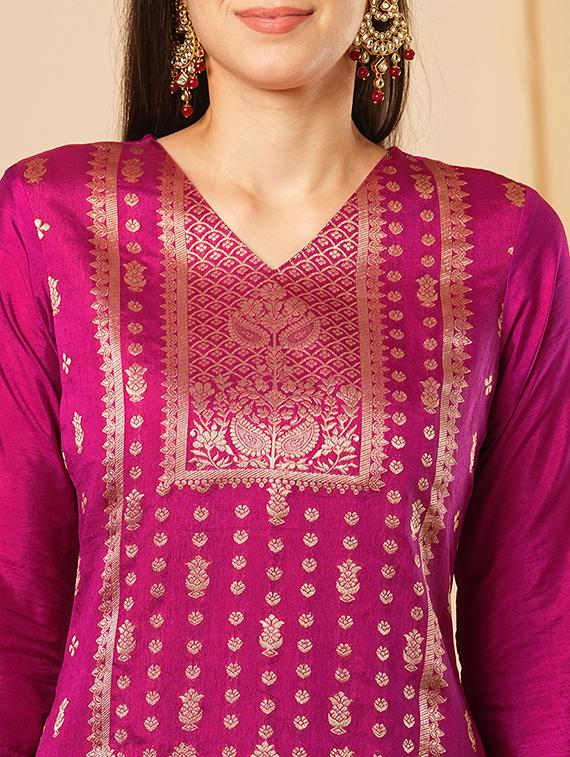 globus women magenta v-neck brocade gold ethnic motifs jaal print straight kurta with elasticated pants festive set - 21554281 - Standard Image - 4